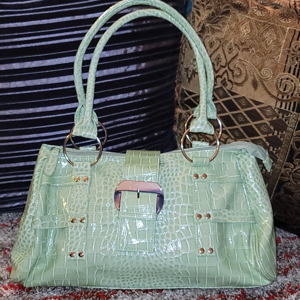 purse - Picture 3 of 3